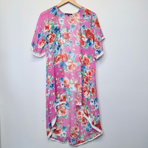 Chic Happens | Vibrant Floral Lace Trim Open Front Kimono Robe Swim Cover-Up - Picture 4 of 12
